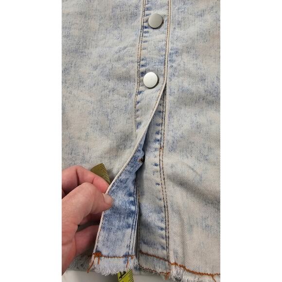 Skies are blue L pullover on elastic waist skirt midi denim button front skirt - Picture 5 of 9